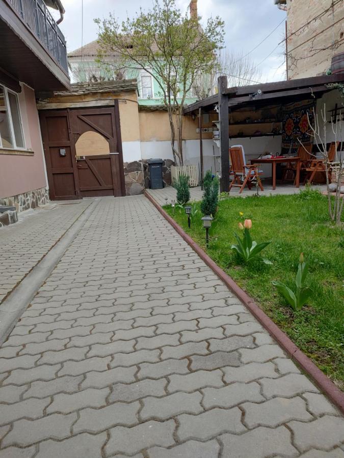 Studio Сибиу Экстерьер фото